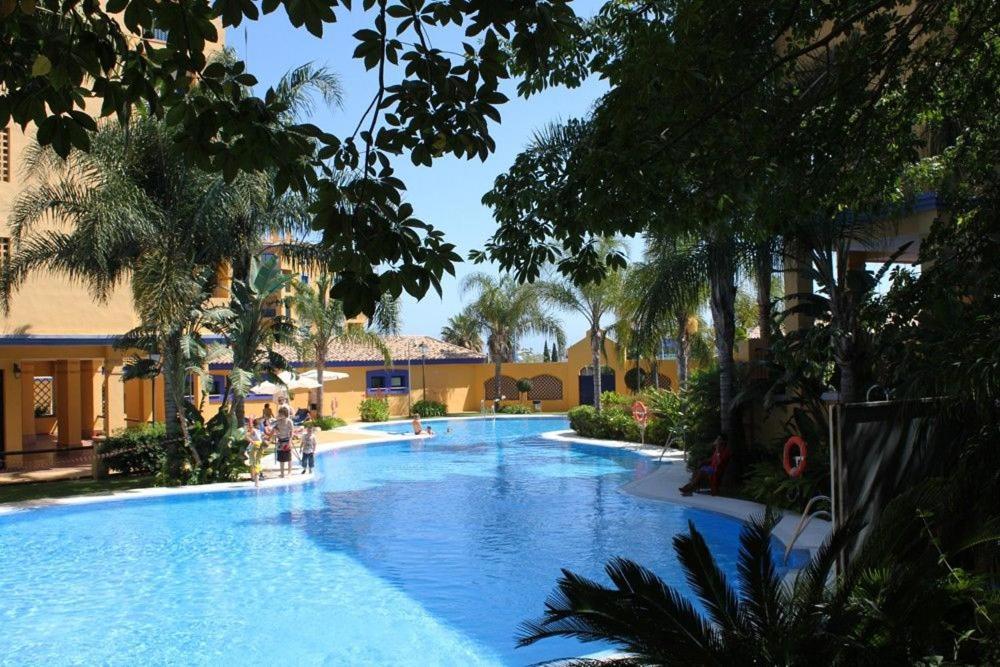 Los Naranjos Mar. Marbella Exteriör bild